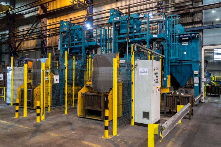 Steel-belt-tumblast-machine-granigliatrici-a-tappeto-rampante-in-acciaio-SG6-h2-firth-rixson-omsg